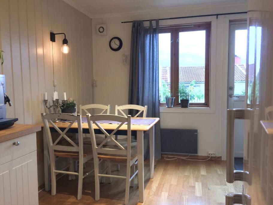 Cosy Flat For 4 Persons Lejlighed Kristiansand Eksteriør billede